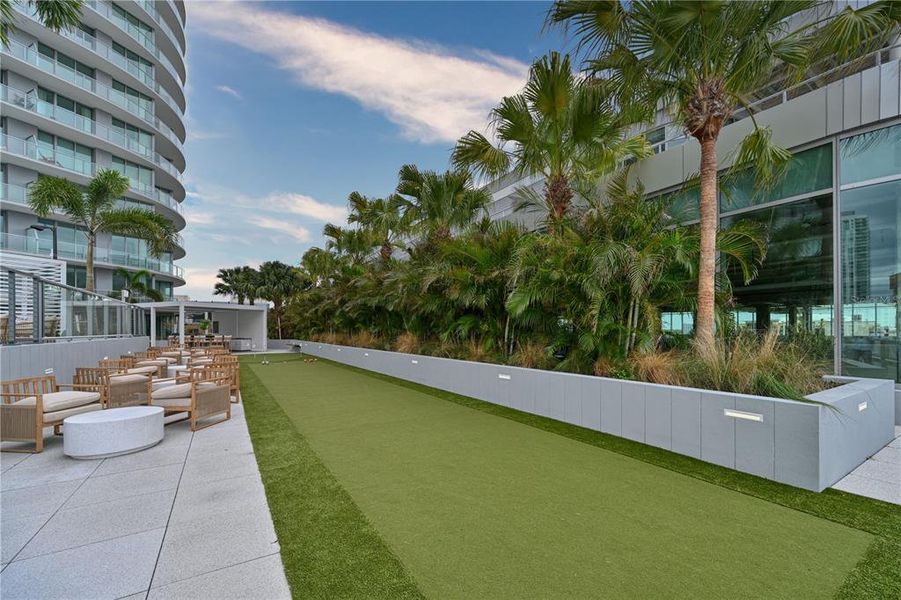 Condo located in St. Petersburg, FL showcasing its design and architecture (Image 42). Condo located in St. Petersburg, FL showcasing its design and architecture (Image 42).