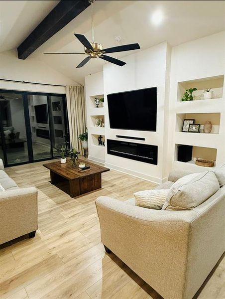 Furnished interior view inside a new home in , Mineral Wells (Image 9).