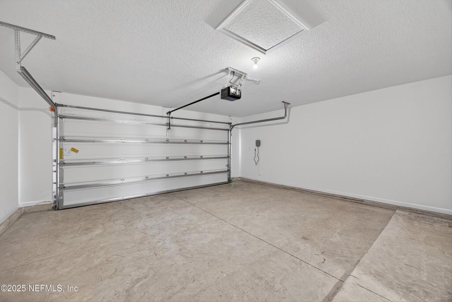 Spacious, unfurnished interior of a new home in , Palm Coast (Image 26). Spacious, unfurnished interior of a new home in , Palm Coast (Image 26).