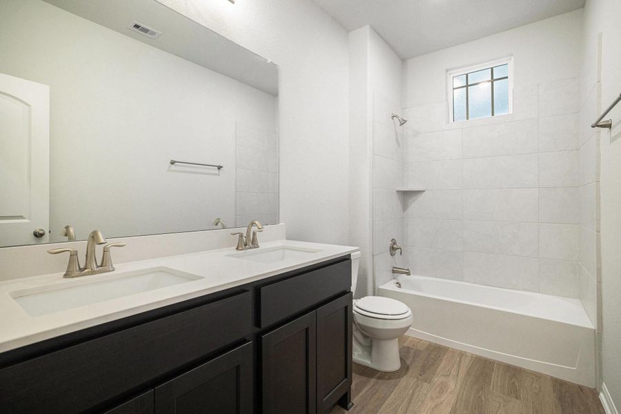Furnished interior view inside a new home in Oakwood Ranch, Willis (Image 9). Furnished interior view inside a new home in Oakwood Ranch, Willis (Image 9).