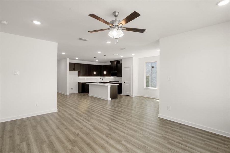 225 Whitetail- Living Room-3