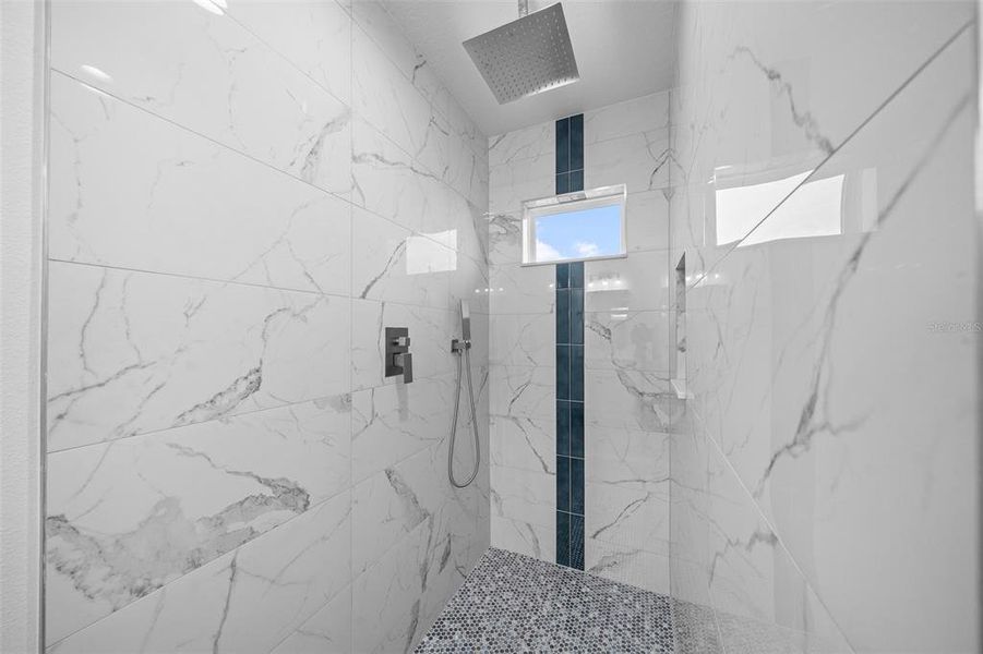 Image 34 of a home in .