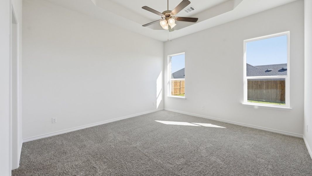Representative unfurnished interior of a home built from the Ivery by D.R. Horton in Morning Ridge, Princeton (Image 12).