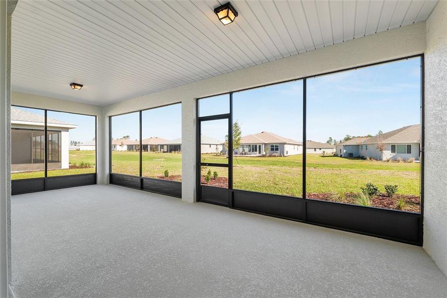 Exterior details and patio area of a home in , Ocala (Image 28).