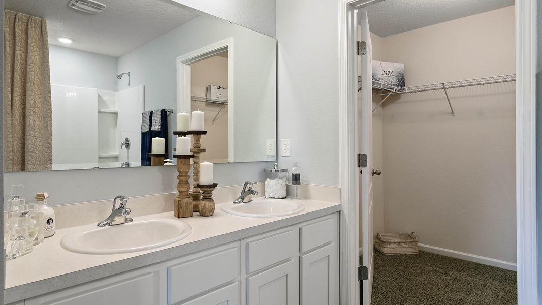 Furnished interior view inside a new home in Grand Reserve, Bunnell (Image 19).