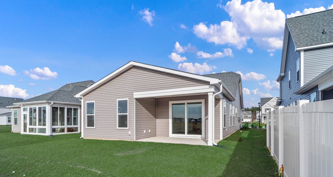 Representative exterior details of a home built from the The Jasmine by Chesapeake Homes in Terrapin, Leland (Image 3).