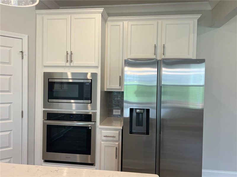 Close-up of interior finishes inside a home in Crofton Place Enclave, Snellville (Image 19).