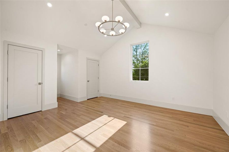 Spacious, unfurnished interior of a new home in , Richardson (Image 30).