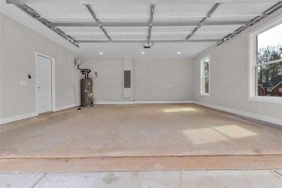 Spacious, unfurnished interior of a new home in , Jonesboro (Image 62).