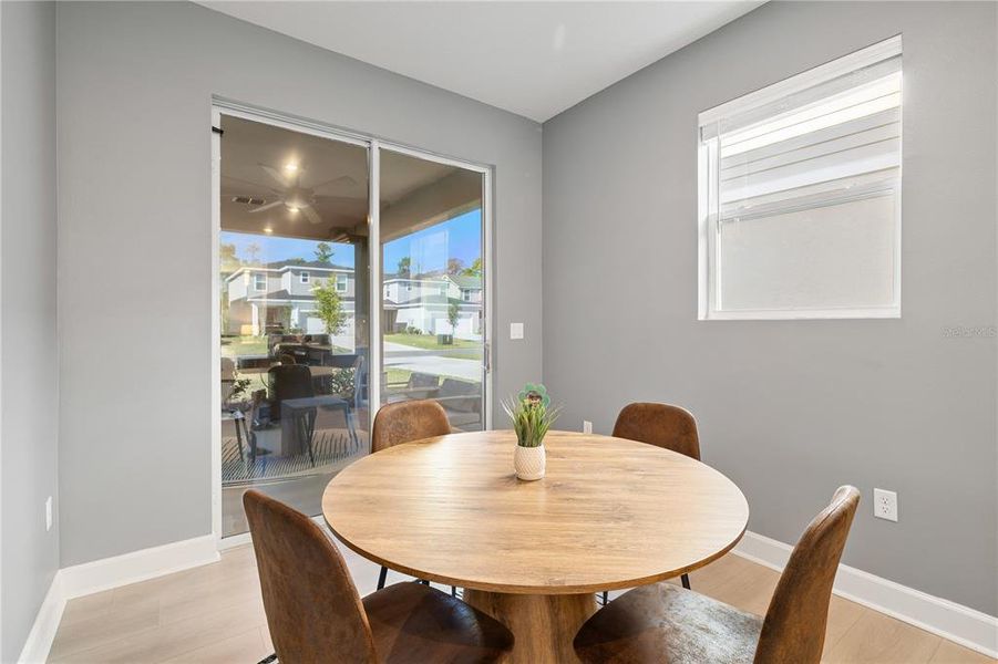 Furnished interior view inside a new home in , Orlando (Image 6).
