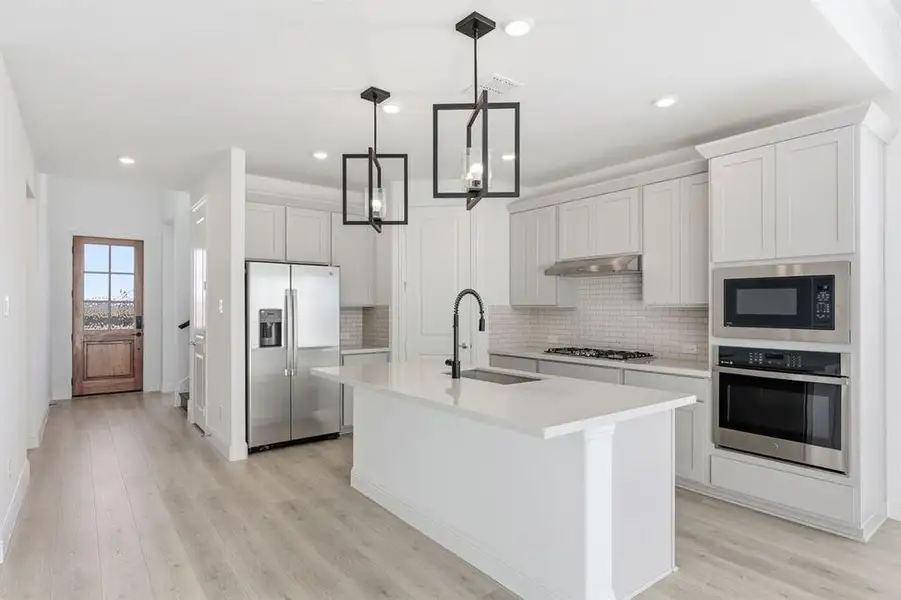 1008 Rainshower ~ Ready Now 1008 Rainshower ~ Ready Now