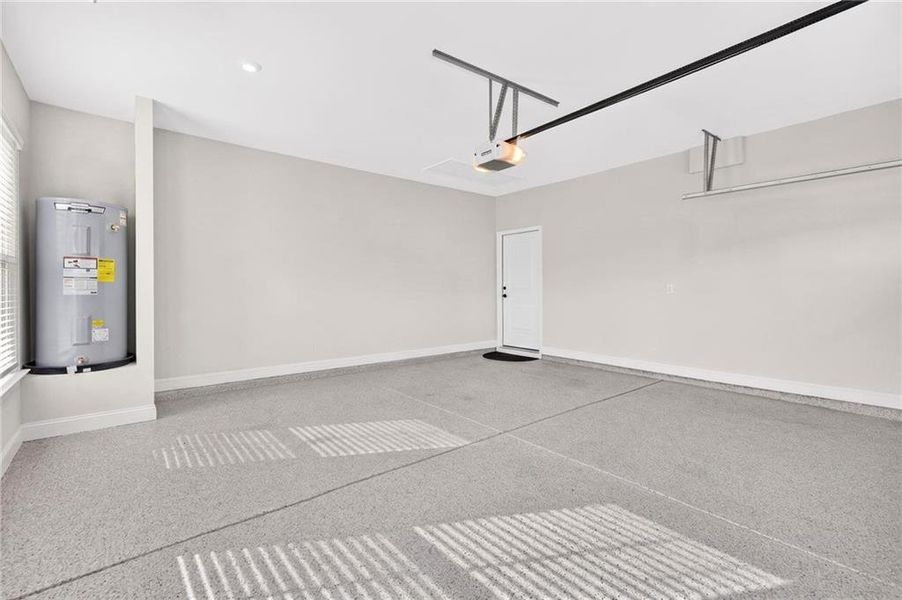 Spacious, unfurnished interior of a new home in , Richmond Hill (Image 71). Spacious, unfurnished interior of a new home in , Richmond Hill (Image 71).