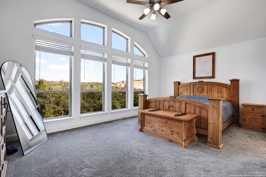 Furnished interior view inside a new home in Cibolo Canyons 50', San Antonio (Image 21). Furnished interior view inside a new home in Cibolo Canyons 50', San Antonio (Image 21).