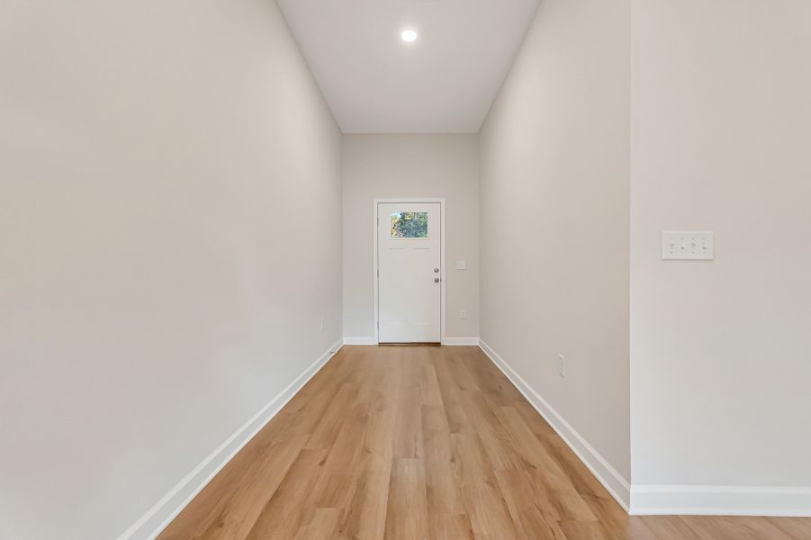 Spacious, unfurnished interior of a new home in Southern Charm, Crestview (Image 15).