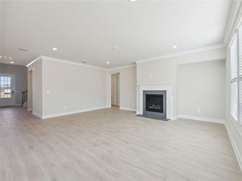 Spacious, unfurnished interior of a new home in River Pointe, Monroe (Image 13).