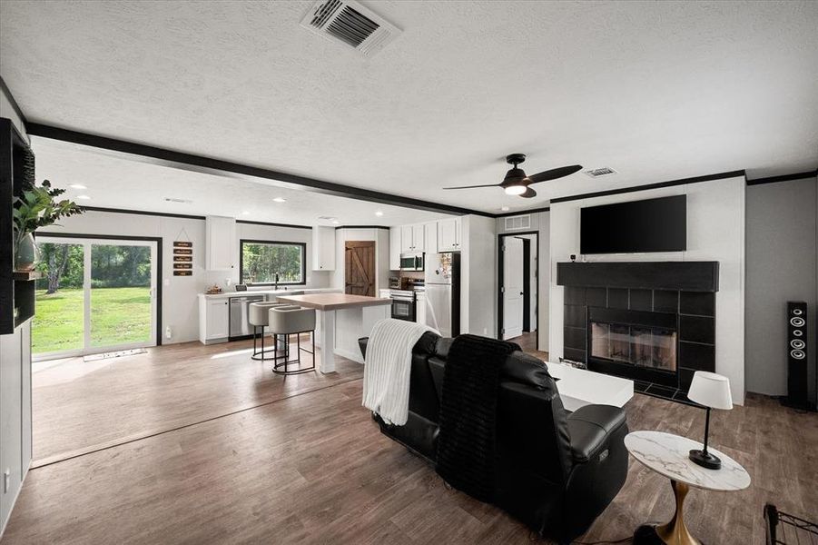 Open-concept floor plan. Open-concept floor plan.