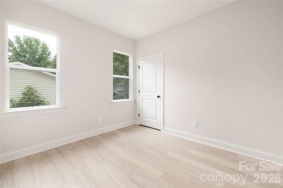 Spacious, unfurnished interior of a new home in , Charlotte (Image 18).