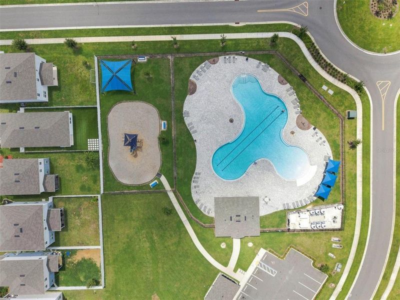 Community amenities in , Davenport (Image 66).