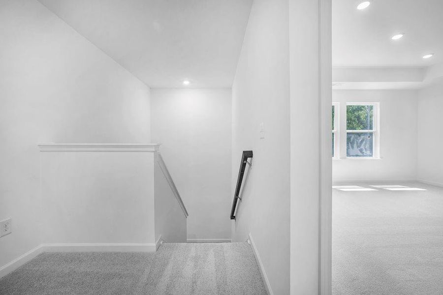 Image 35 of a home in Somerset at Veterans Memorial.