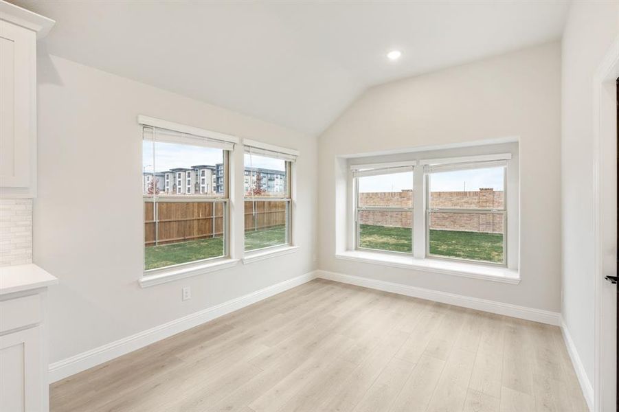 Spacious, unfurnished interior of a new home in Villages of Hurricane Creek, Anna (Image 33).