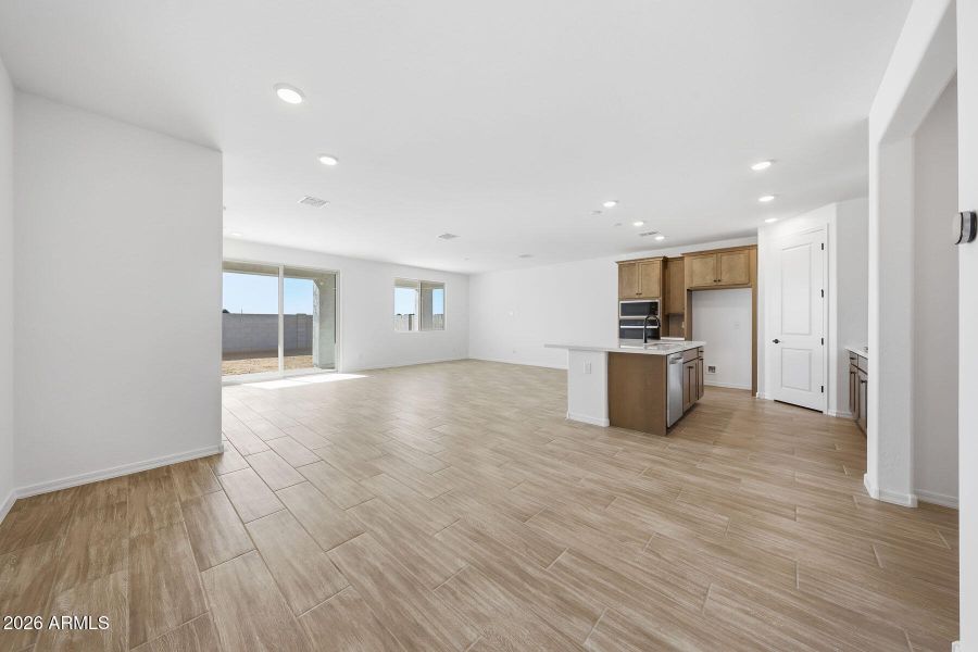 PHX_Landmarke_lot 1062_Azure_689_dining PHX_Landmarke_lot 1062_Azure_689_dining