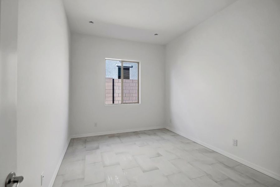 Spacious, unfurnished interior of a new home in Horizon at The Dells, Prescott (Image 15).