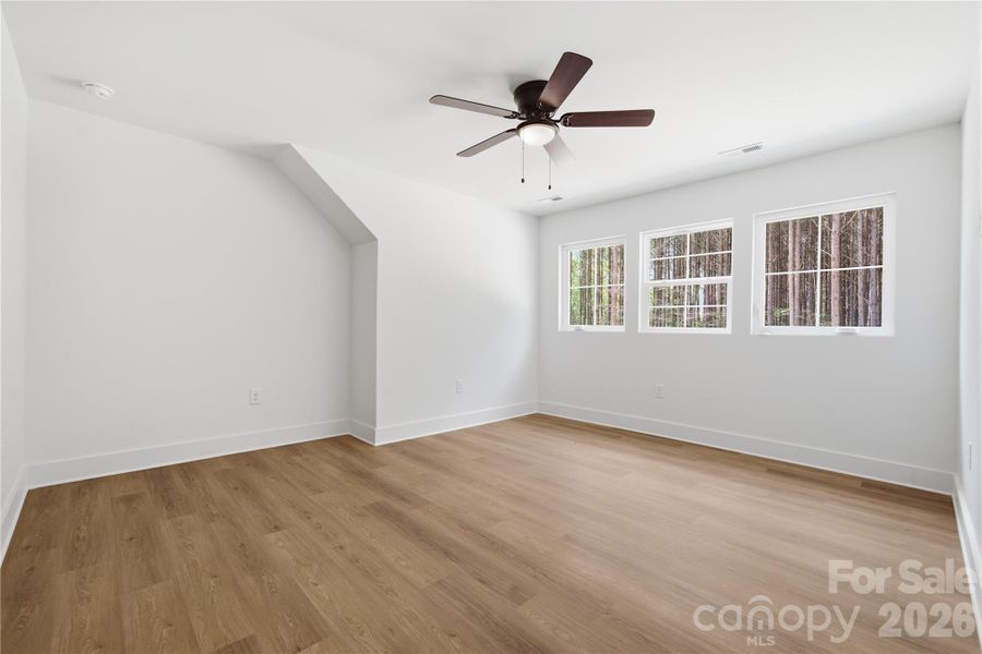 Spacious, unfurnished interior of a new home in , York (Image 25).