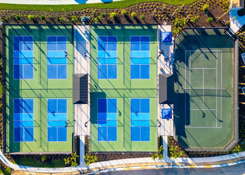 Community amenities in Esplanade at Starling, Punta Gorda (Image 17).