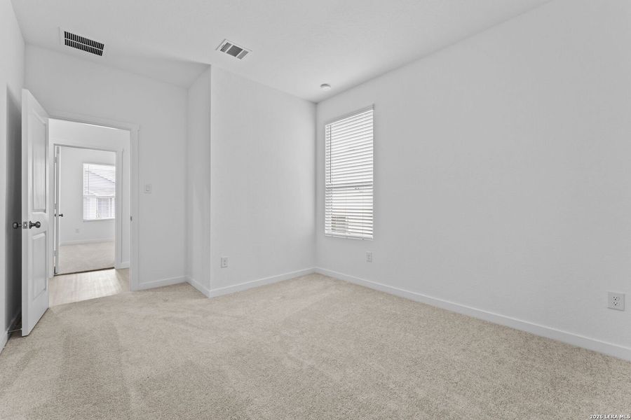 Spacious, unfurnished interior of a new home in Legacy Point, Von Ormy (Image 20).