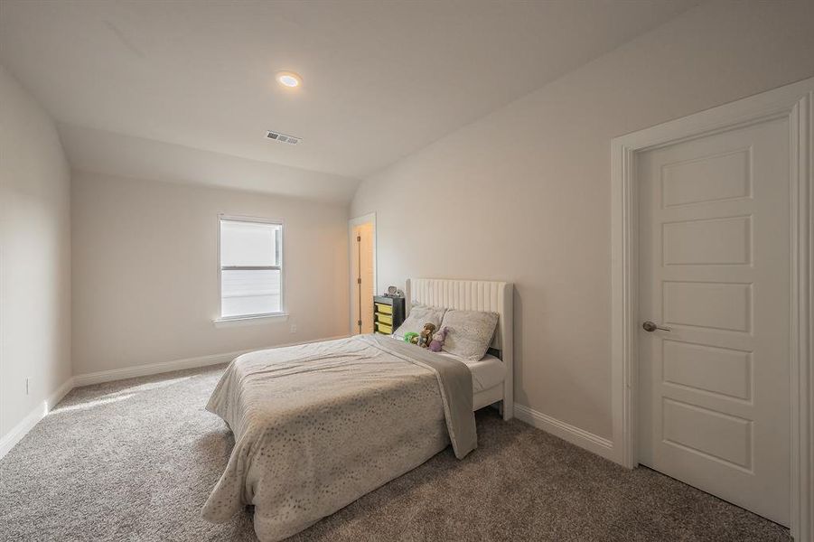 Furnished interior view inside a new home in Sweetgrass, Haslet (Image 23). Furnished interior view inside a new home in Sweetgrass, Haslet (Image 23).