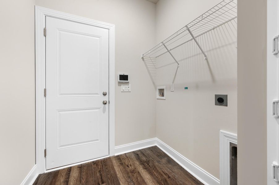 Spacious, unfurnished interior of a new home in , Moncks Corner (Image 16).