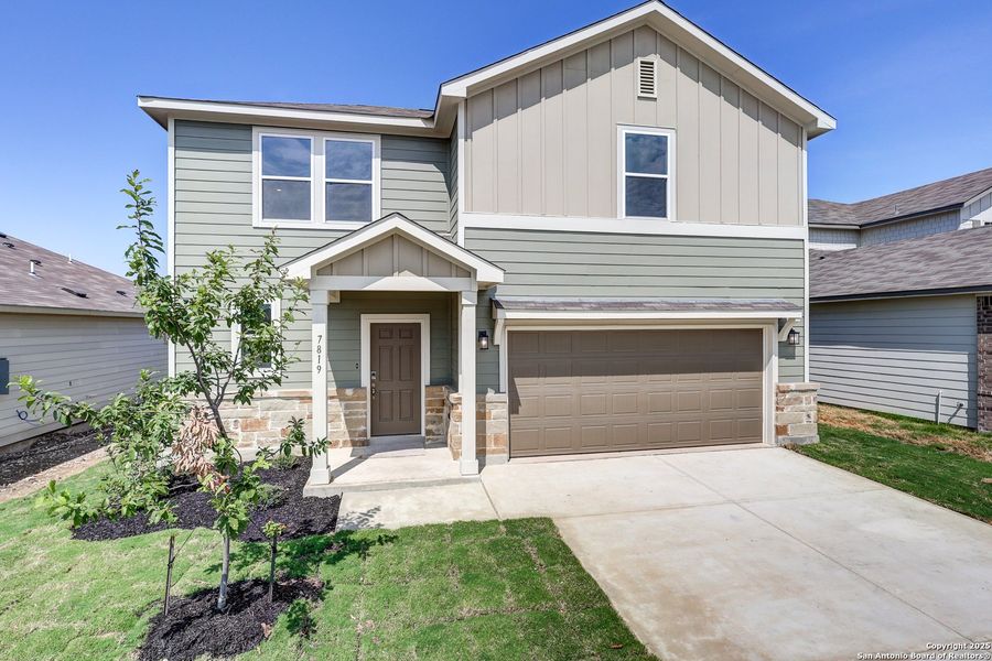 Front exterior of a new home in Cinco Lakes, San Antonio, TX, highlighting curb appeal (Image 1). Front exterior of a new home in Cinco Lakes, San Antonio, TX, highlighting curb appeal (Image 1).
