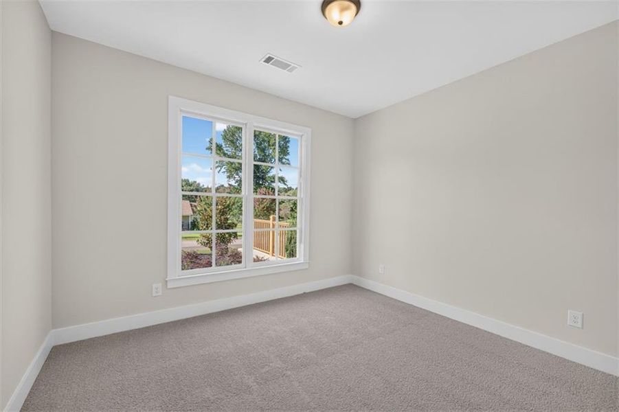Spacious, unfurnished interior of a new home in , Gainesville (Image 36).
