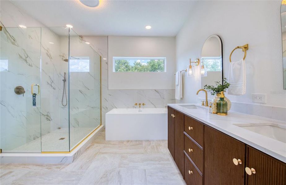 Furnished interior view inside a new home in , Palm Harbor (Image 28).