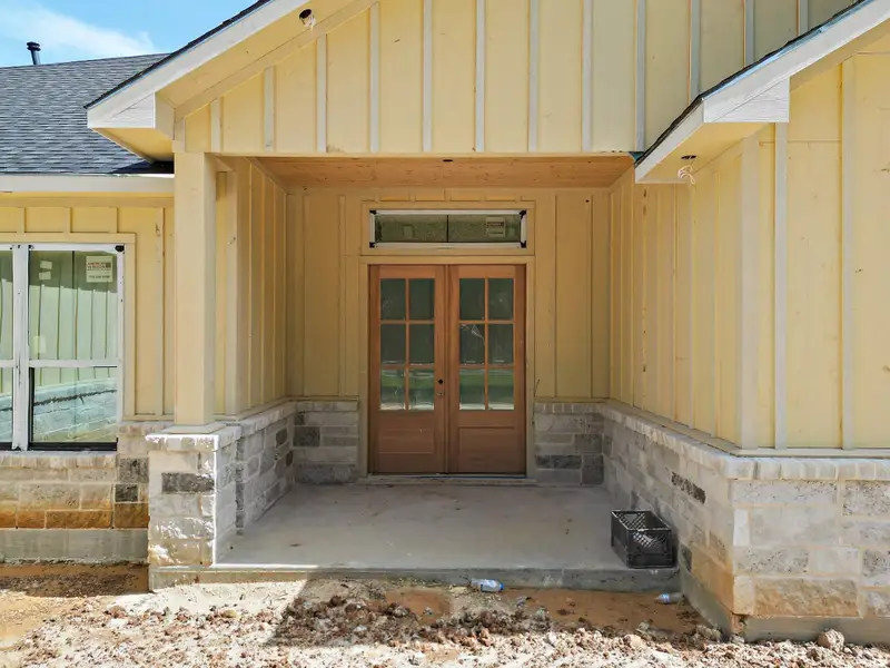 Double door entryway Double door entryway