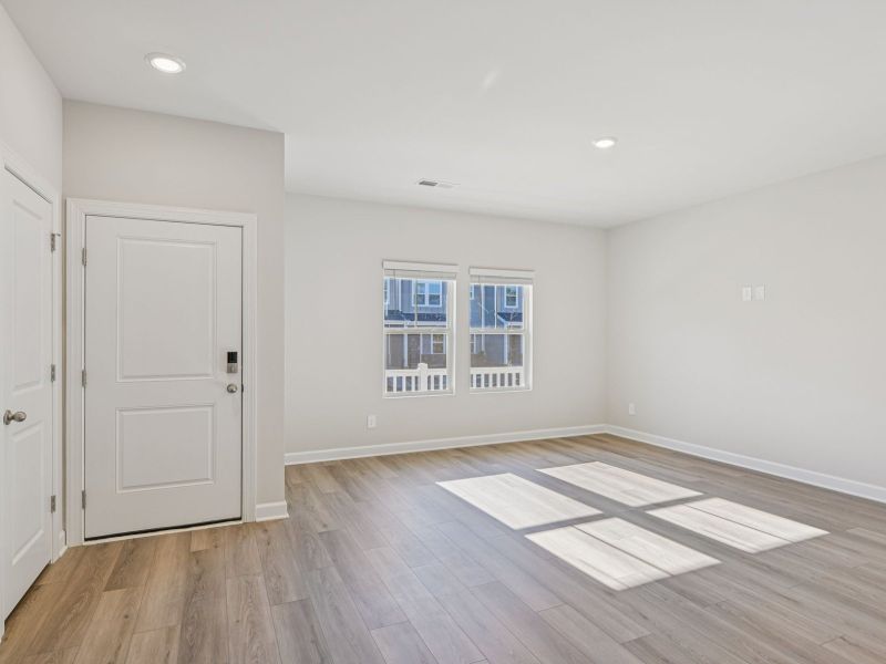 Spacious, unfurnished interior of a new home in Crossrail Station, Mooresville (Image 9). Spacious, unfurnished interior of a new home in Crossrail Station, Mooresville (Image 9).