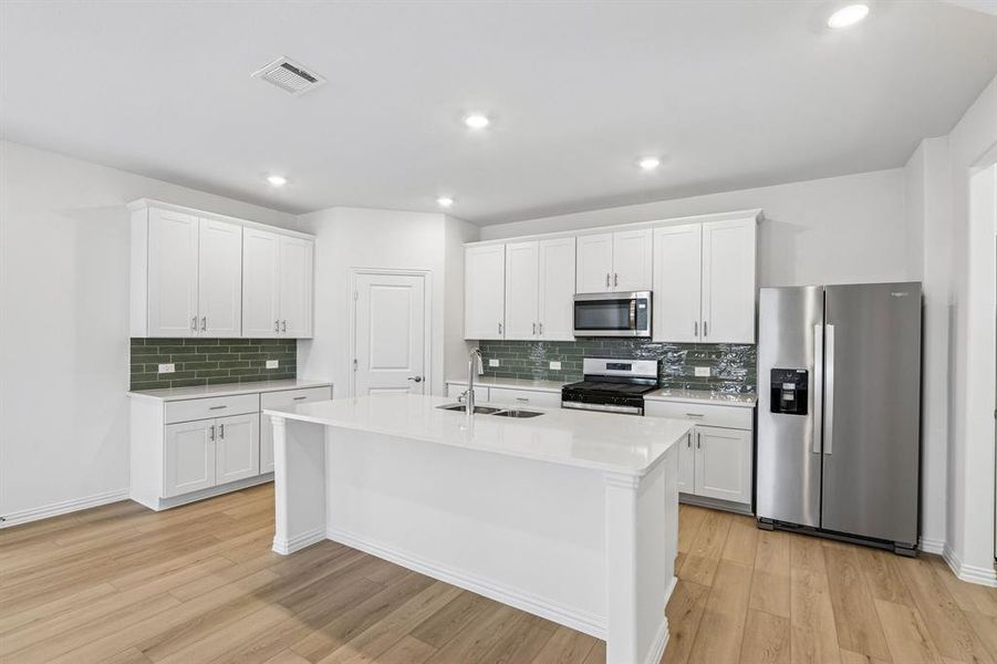 Furnished interior view inside a new home in Oak Ridge Park, Corinth (Image 8).