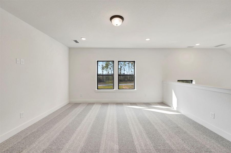 Spacious, unfurnished interior of a new home in ARTAVIA 50' Homesites, Conroe (Image 22).