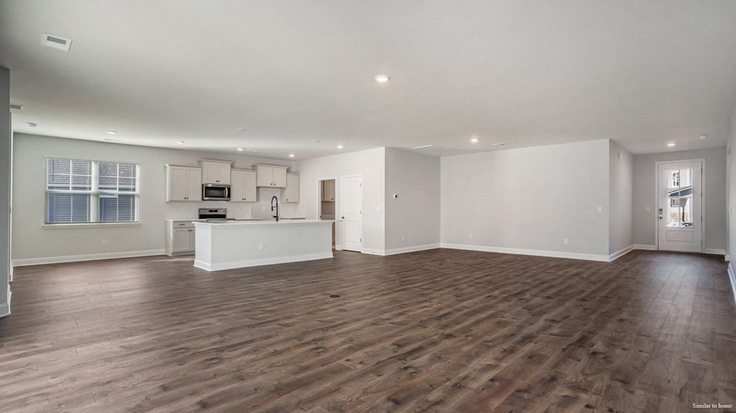 Representative unfurnished interior of a home built from the Delmont by D.R. Horton in Merchant Point, Jacksonville (Image 14).