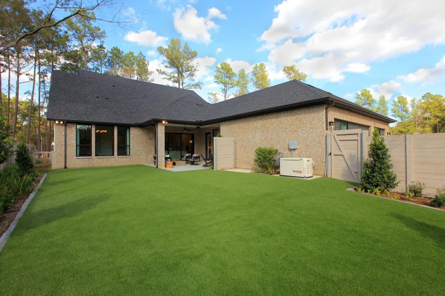 Benson B Rear Exterior