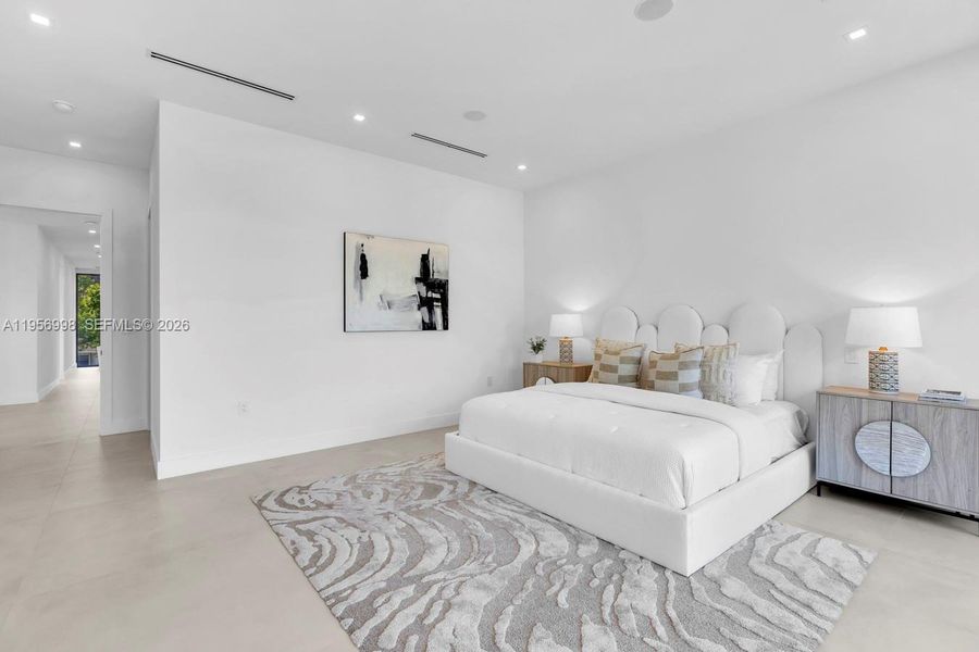 Furnished interior view inside a new home in , Miami (Image 38).