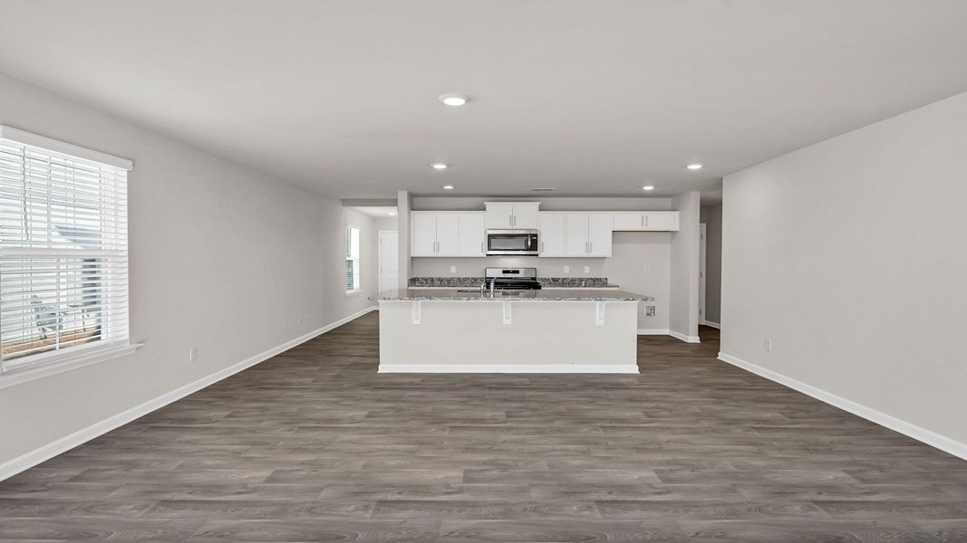 Spacious, unfurnished interior of a new home in Hunter's Branch, Hopkins (Image 17).