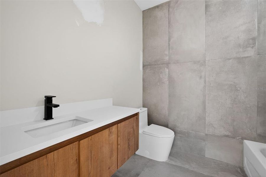 Image 18 of a home in .