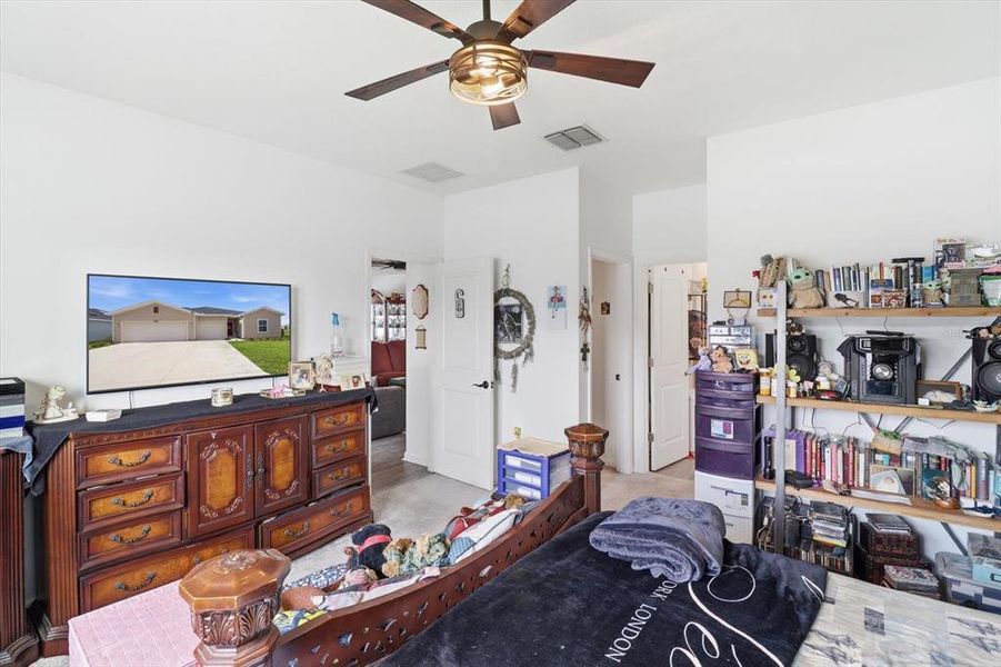 Furnished interior view inside a new home in , Ocala (Image 37).
