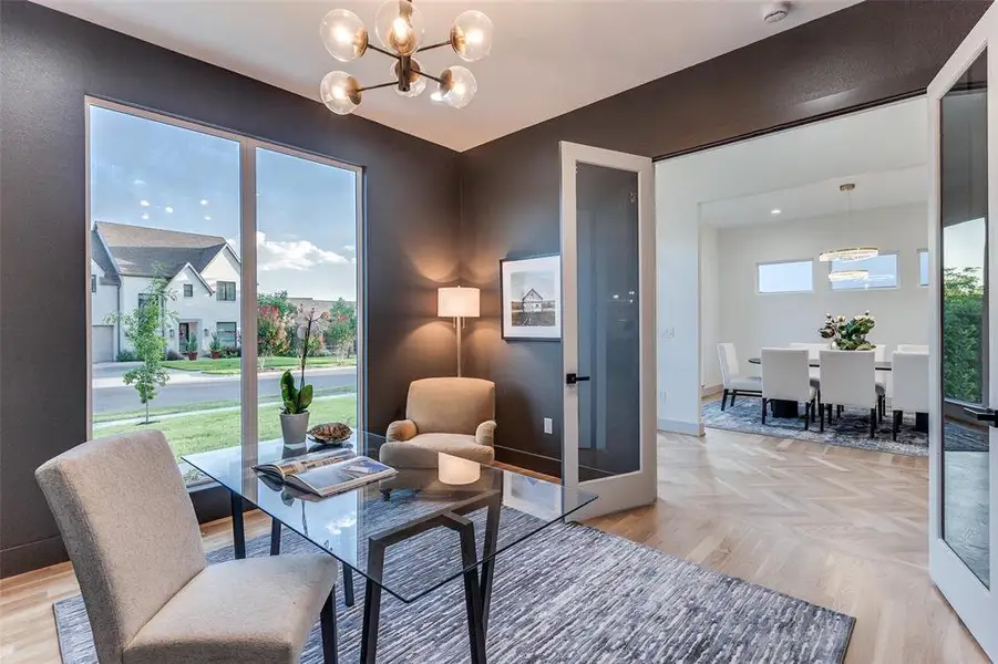 Furnished interior view inside a new home in , Dallas (Image 14). Furnished interior view inside a new home in , Dallas (Image 14).