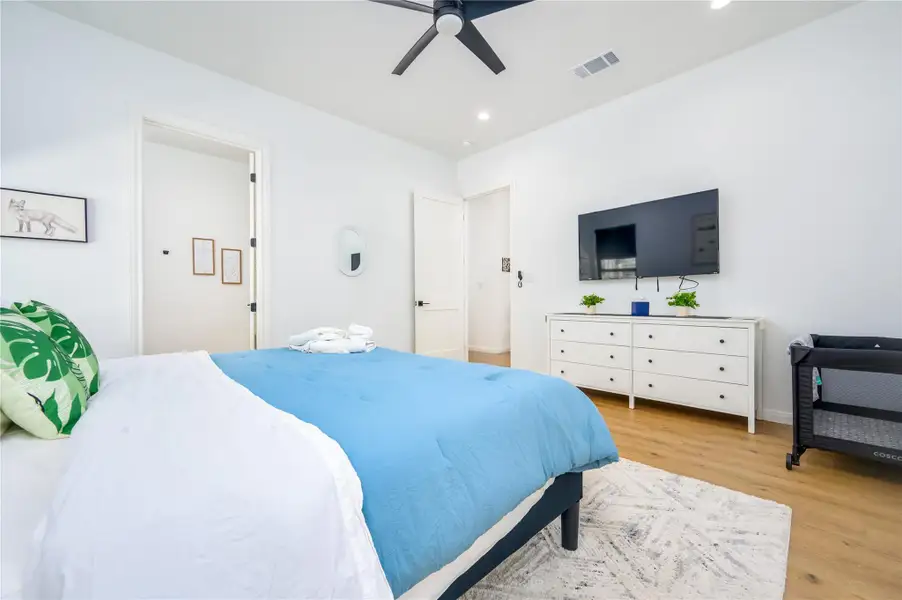 Furnished interior view inside a new home in , Bastrop (Image 4).