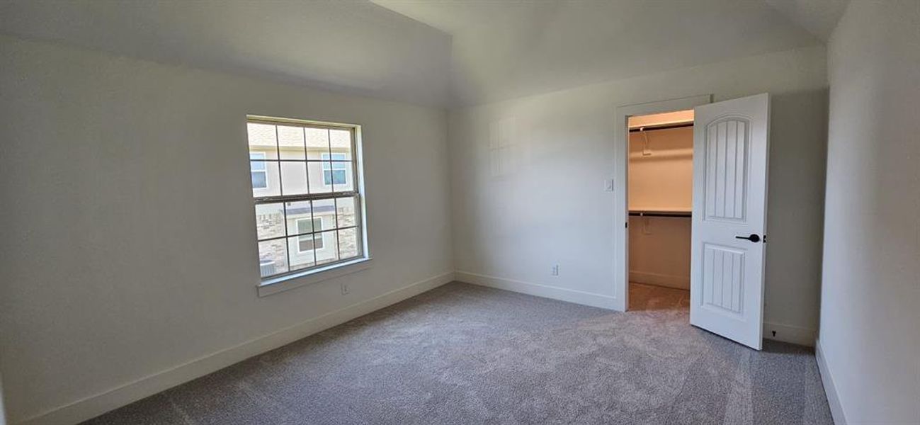 Spacious, unfurnished interior of a new home in , Haslet (Image 16).