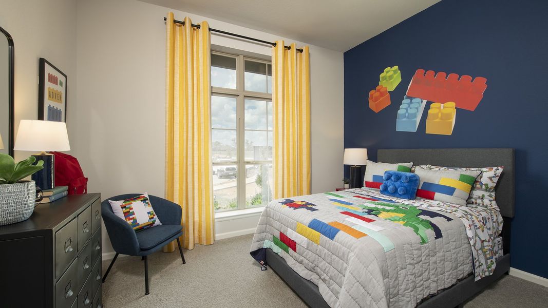 Furnished interior view inside a new home in Meridiana 50', Manvel (Image 15).