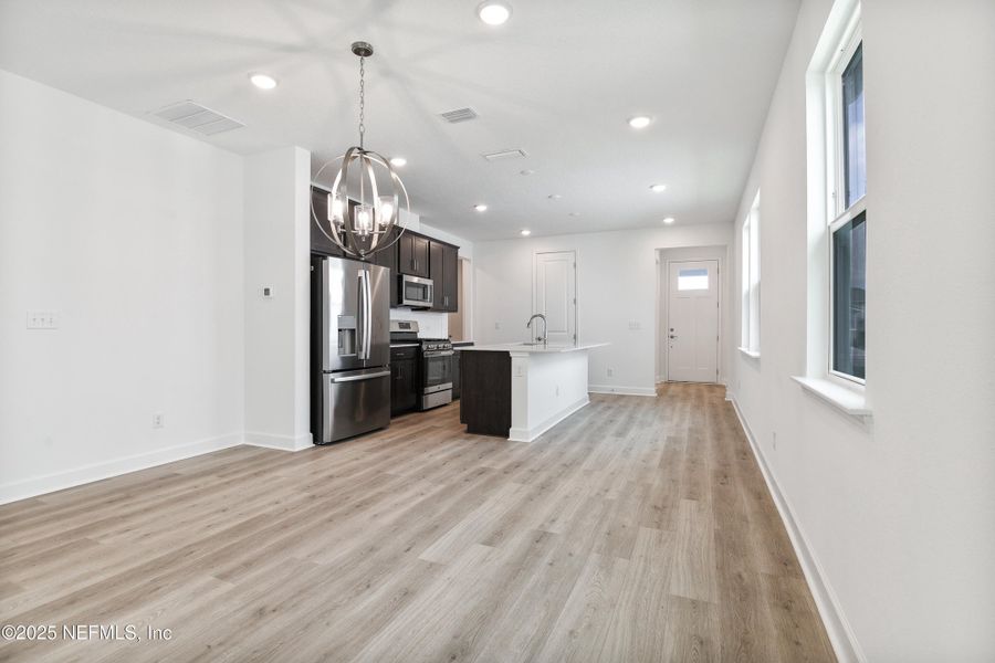 Image 14 of a home in Elm Creek at Silverleaf. Image 14 of a home in Elm Creek at Silverleaf.