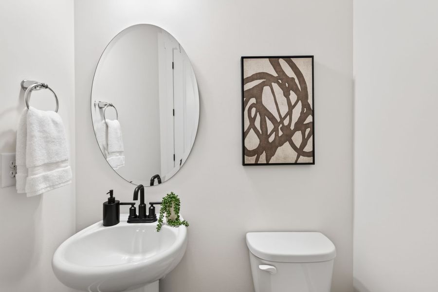 Furnished interior view inside a new home in Edgewater - Harbor Pointe, Lancaster (Image 12).